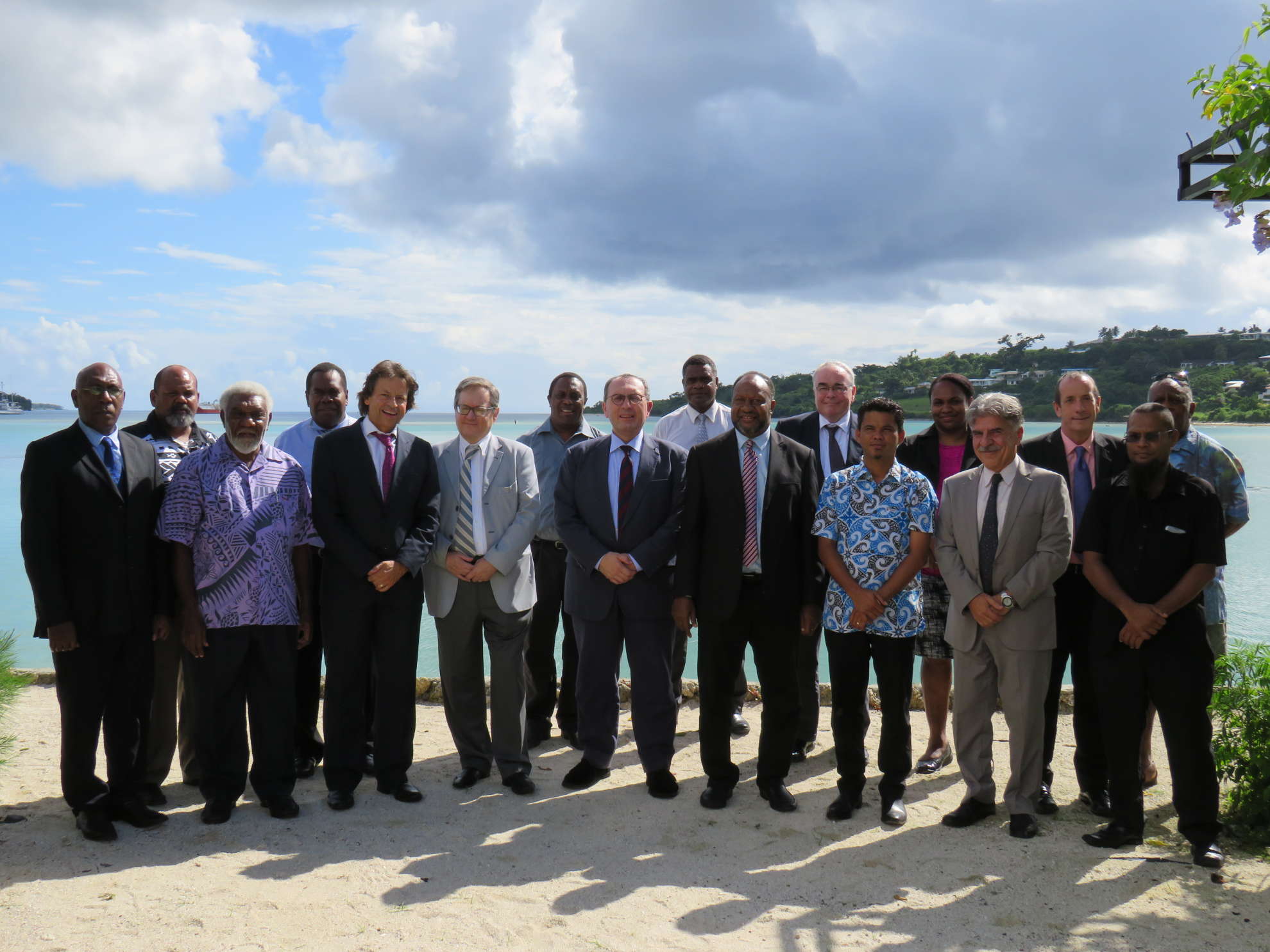 Le Premier ministre Salwai a rencontré des représentants de l'UE à Port Vila